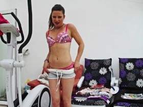 Vorschaubild vom Privatporno mit dem Titel "Beim Fitness geil geworden ...." von AlinaAnders