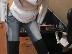 Vorschaubild vom Privatporno mit dem Titel "Eingepisst" von nylon_schlampe