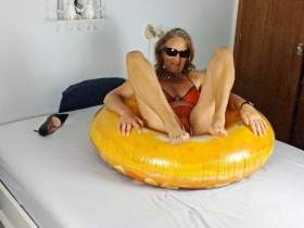 Inflatable/PVC: Donut Stöpsel reiten und Luft rauslassen