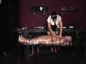 Vorschaubild vom Privatporno mit dem Titel "CBT in Folie Teil 1" von SMBoy