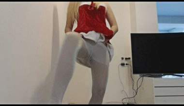 XmasSilverPantyhoseLoad