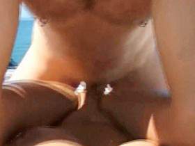 Vorschaubild vom Privatporno mit dem Titel "Im Urlaub ging es wild ab" von heisse-luda