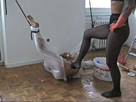 Vorschaubild vom Privatporno mit dem Titel "Hand und Fuß im Arsch" von SMBoy