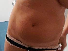 Mobile phone selfie: peeping in slip
