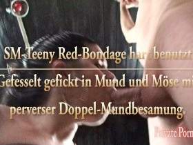 SM-Teeny Amanda Jane mit Red-Bondage gefesselt von 2 Schwänzen benutzt