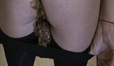 Voll in die Leggins geschissen