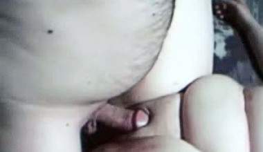 Zuerst Bläst Sie mir den Schwanz schön hart dann ficke ich ihre Pussy in nahaufnahme bis ich auf Sie spritze