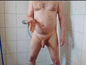 The horny shower with the piss 3