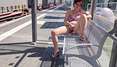 Am Bahnhof Squirten Blasen und Pissen