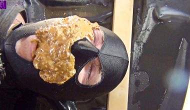 Meine Scheiße ist dein Frühstück! Ein weiterer Meal on Heels Scat and Toilet Slavery Clip!