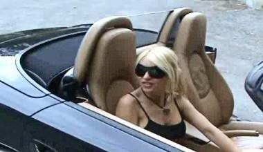 Oben ohn eund unten auch ohne, das Auto auch ohne.... Dreifacher Spaß