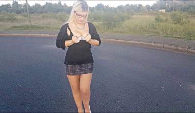 Bei Anruf Sperma! Outdoor Blowjob!