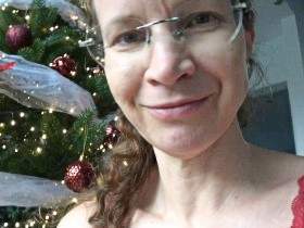 Schlecken unterm Weihnachtsbaum