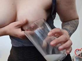 I milk my tits and drink the milk