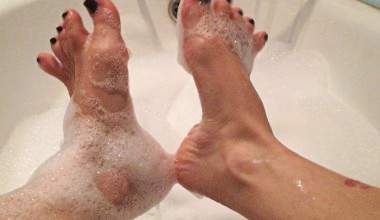 Fusse beim baden