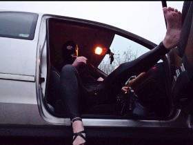 Dress horny heels in the car 1 ** Outdoor 2020 **