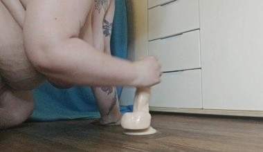 Hautfarbener Dildo