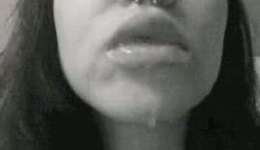 Naße Lippen