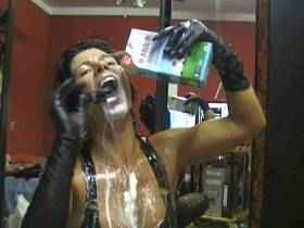 Vorschaubild vom Privatporno mit dem Titel "Milch&Sahne" von devoteNadja