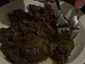 Vorschaubild vom Privatporno mit dem Titel "Leckerer Kaviar im Teller" von Sue-Allen