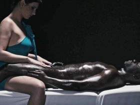 Vorschaubild vom Privatporno mit dem Titel "Erotikmassage" von SinaVelvet