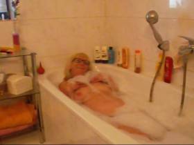 Dildo in the tub