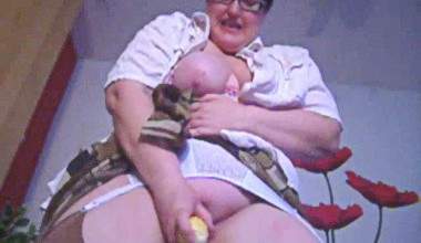 Hart gefickt mit Maiskolben-scharfer Dirtytalk 