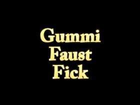 1. Gummi Faustfick