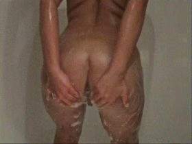 Vorschaubild vom Privatporno mit dem Titel "Löcher einseifen" von AssAngel22