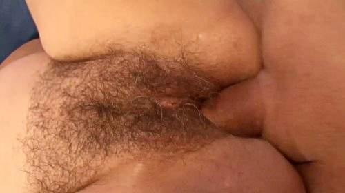 Schamhaare wie im Dschungel - schwerer Fick
