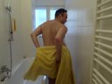 Mein Mann beim Duschen Teil 2