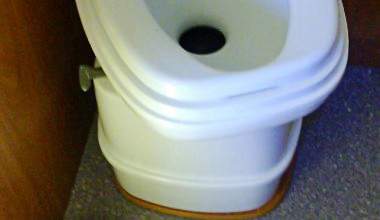 Kassettenklo im Wohnmobil KV NS