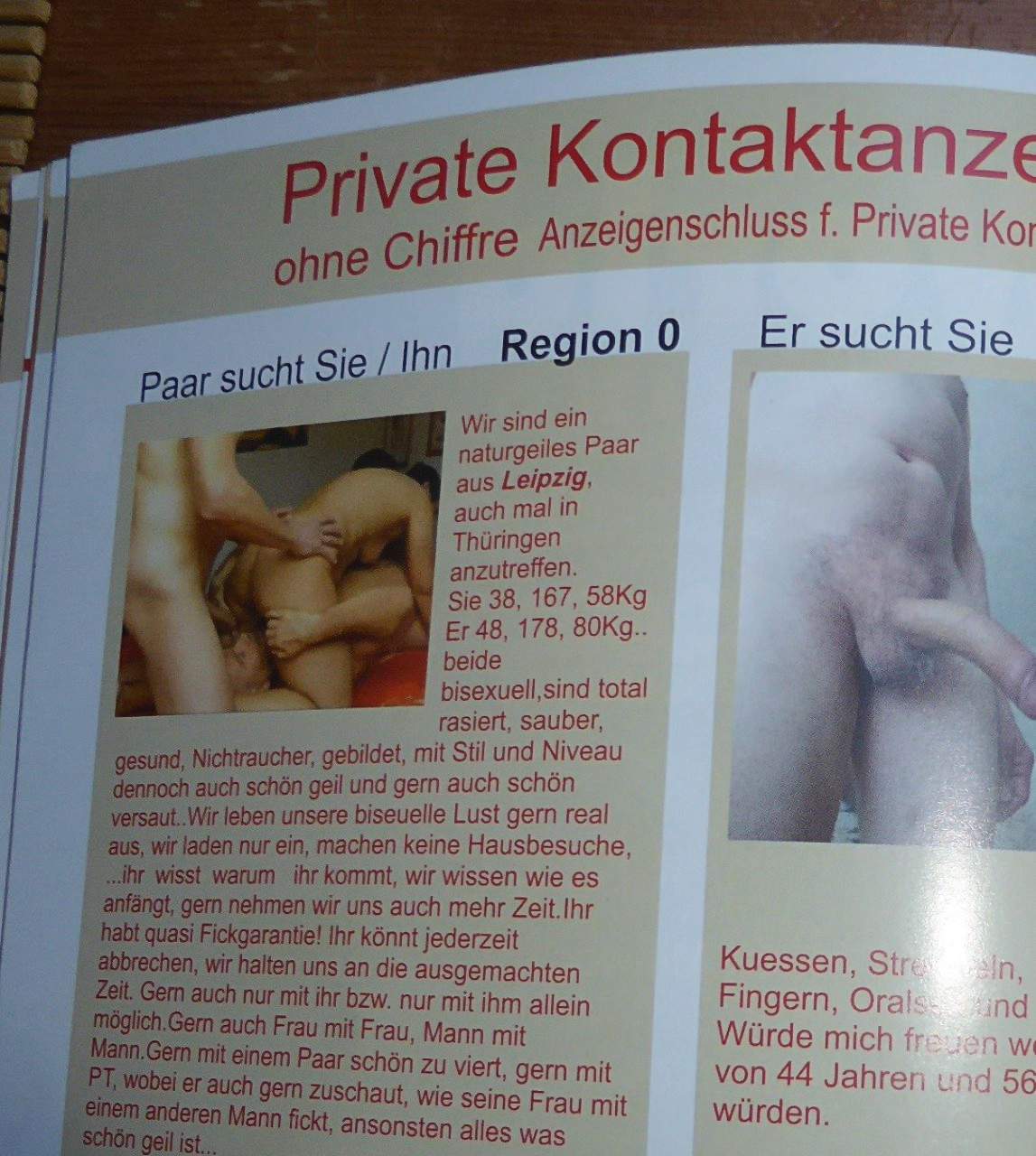 Erotikmagazine Pose trong