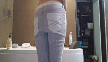 blonde Jeans unordentlich Körper