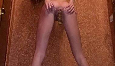 Teen Nicole shit standing