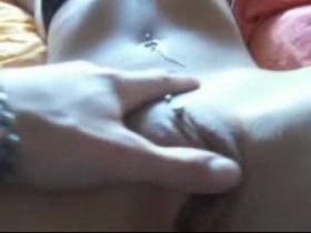 Vorschaubild vom Privatporno mit dem Titel "Feuchte höhle" von sexyandhot