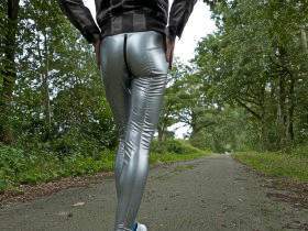 Walk in silver leggings - Part 3