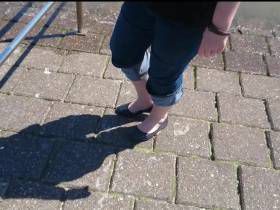 North Sea - Test barefoot ** ** foot fetish