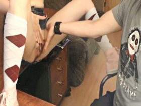 Vorschaubild vom Privatporno mit dem Titel "Was zwei Nachhilfeschüler (18 ) bei mir lernen *g*" von Steffi4U