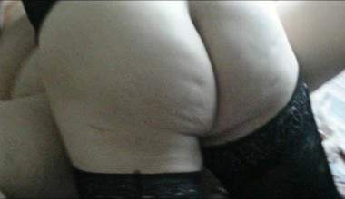  der Hausbesuch leckt und fickt die Hausfrau