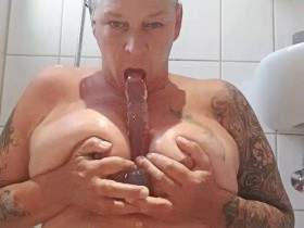 Live and horny with a dildo in the shower