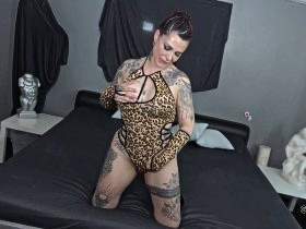 AO Creampie Orgy with Alicia Dark