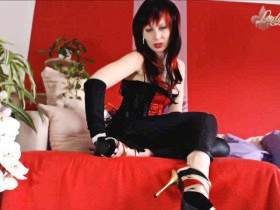 Vorschaubild vom Privatporno mit dem Titel "Verführerische Dominanz - Sklavenaufgaben" von LadyVelvet