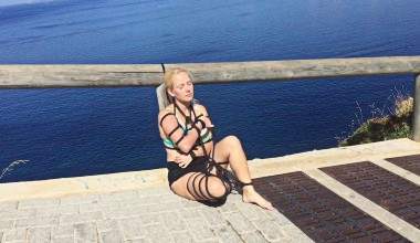 Shibari in Cala Blava