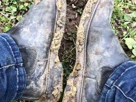 Mega dirty riding boots!