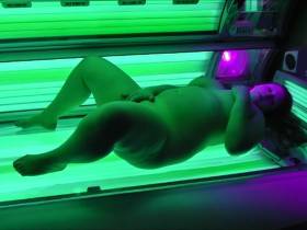 Vorschaubild vom Privatporno mit dem Titel "Spanner-Video Solarium" von sexyvenushuegel