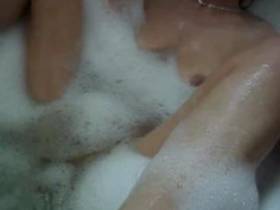 Lust in the bathtub