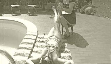 A Normal Pin Up Femdom (Empire) Afternoon in the 50s Part 1