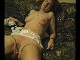 Vorschaubild vom Privatporno mit dem Titel "Reitgerte mal anders" von marina60