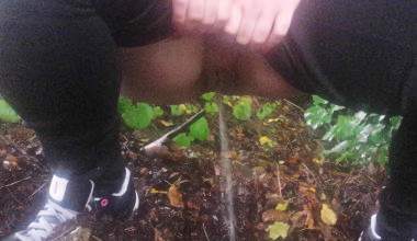 Outdoor Pee